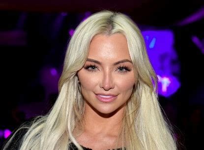 how old is lindsey pelas|Lindsey Pelas Wikipe, Bio, Age, Husband, Siblings, Net Worth, Pod